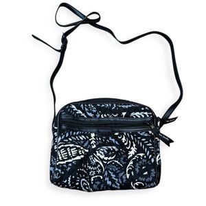 VERA BRADLEY Women’s Paisley Noir Black Gray Quilted Multi Pocket Crossbody Bag